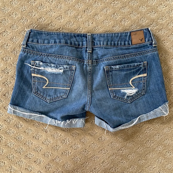 American Eagle Jean Shorts Size 0 - Picture 2 of 2